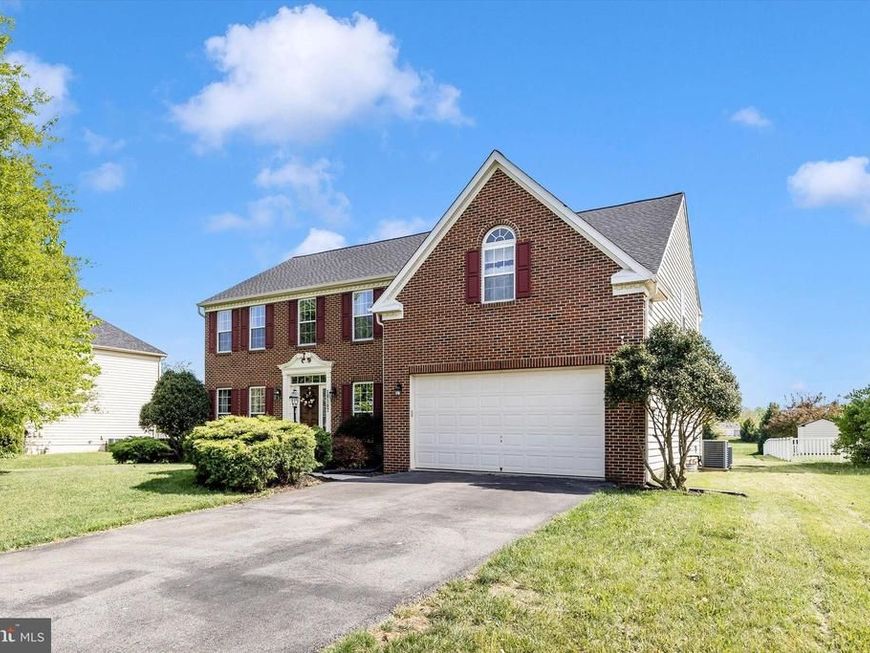 18307 Misty Acres Drive, Hagerstown, MD 21740 Main Photo