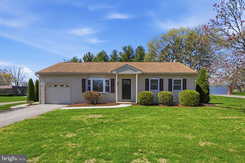 290 CHURCH STREET, LANDISVILLE, PA 17538