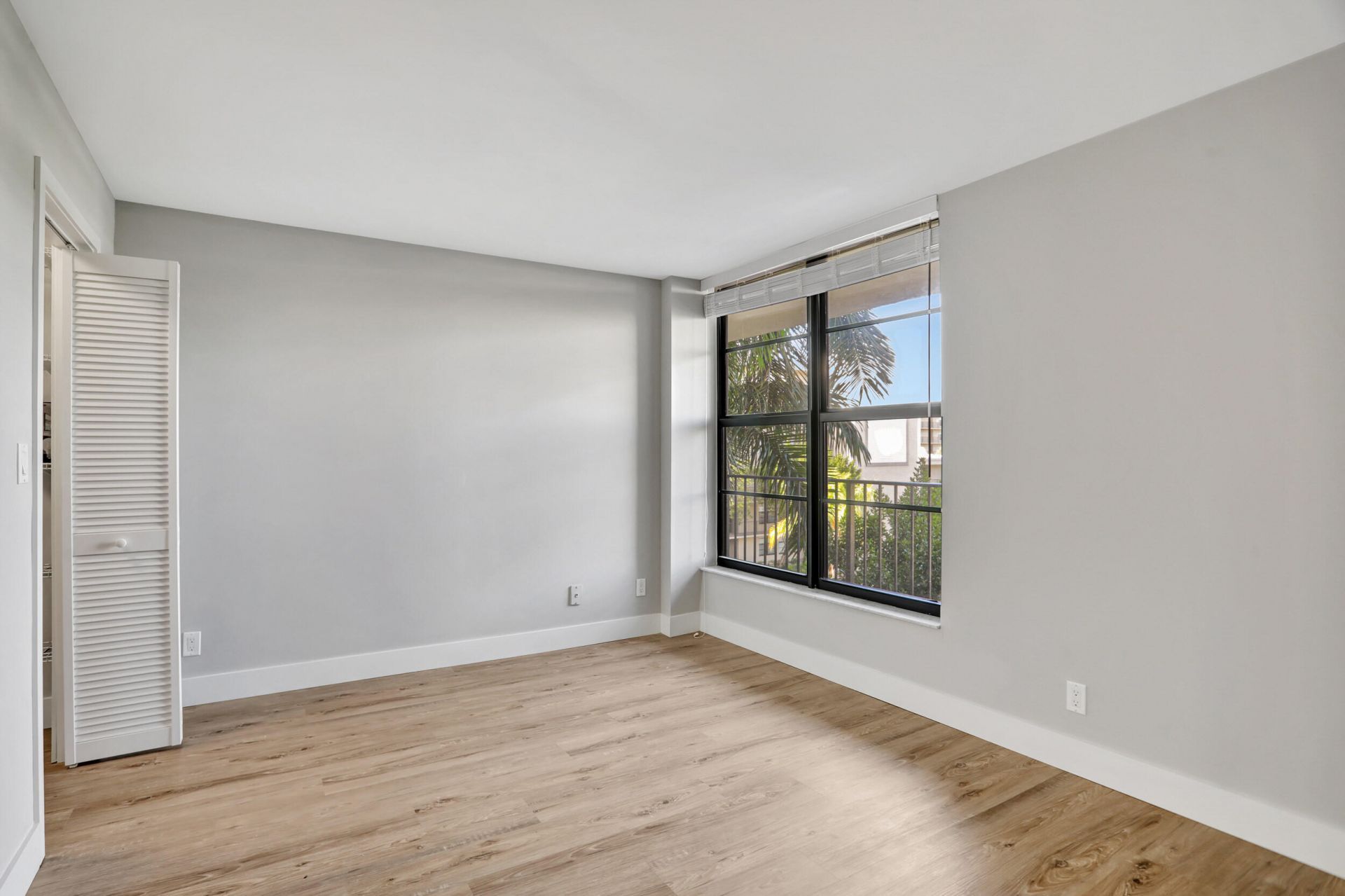 7 Royal Palm Way, Boca Raton, FL 33432 Photo