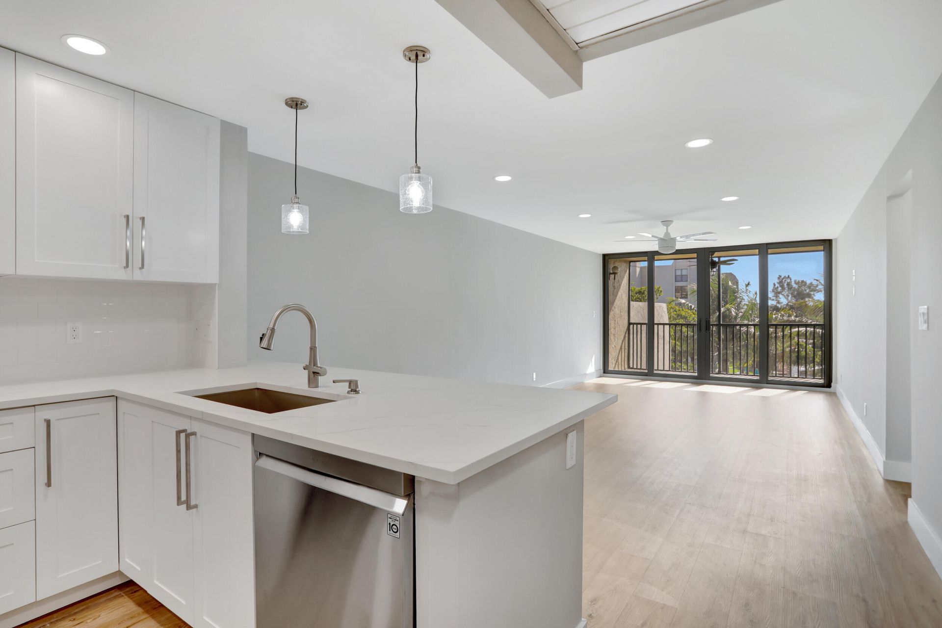 7 Royal Palm Way, Boca Raton, FL 33432 Photo