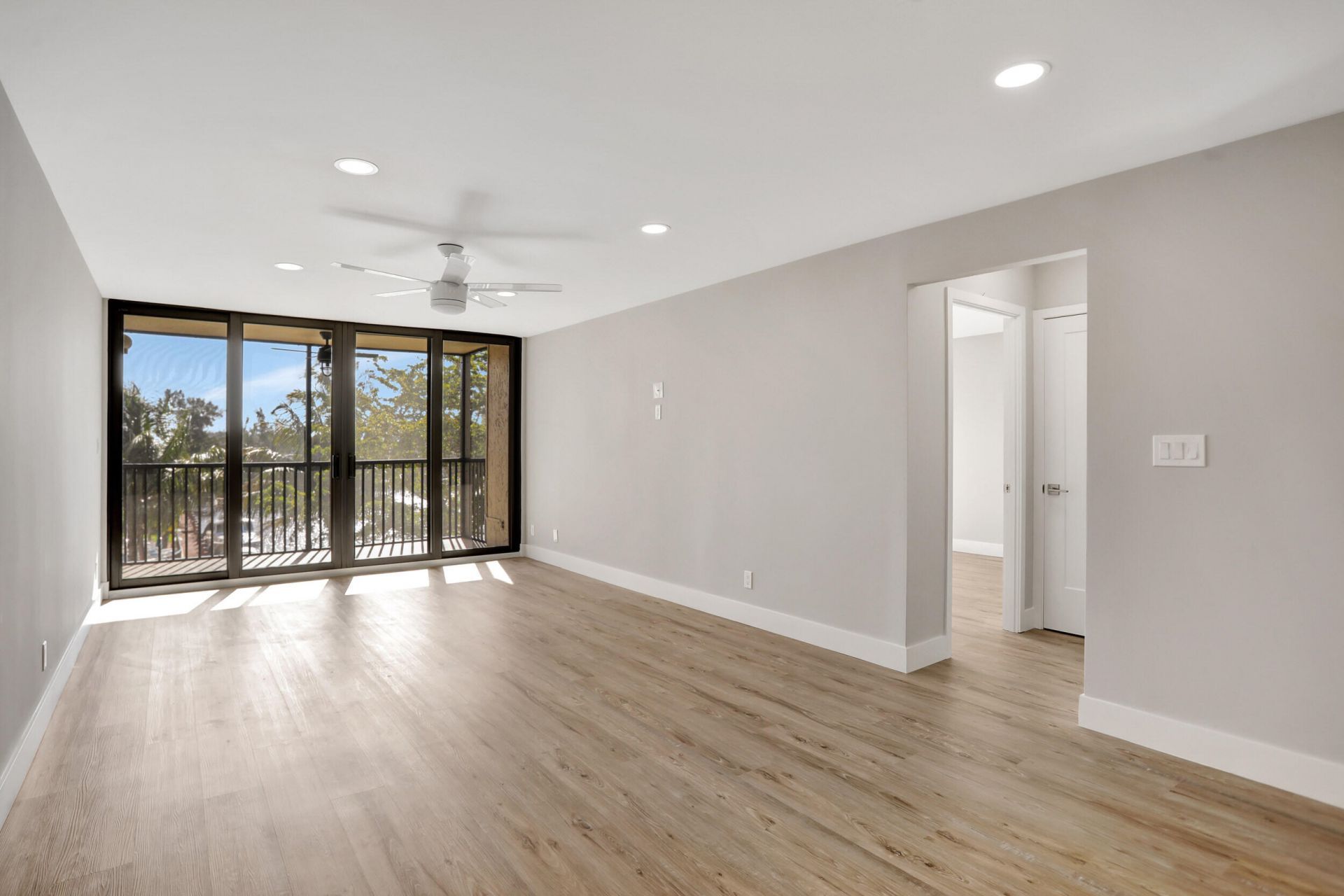 7 Royal Palm Way, Boca Raton, FL 33432 Photo