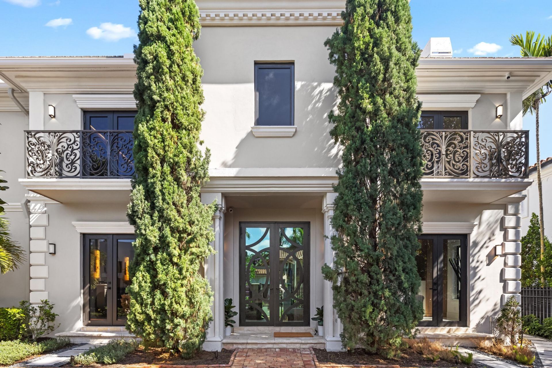 620 Coral Way, Fort Lauderdale, FL 33301 Photo