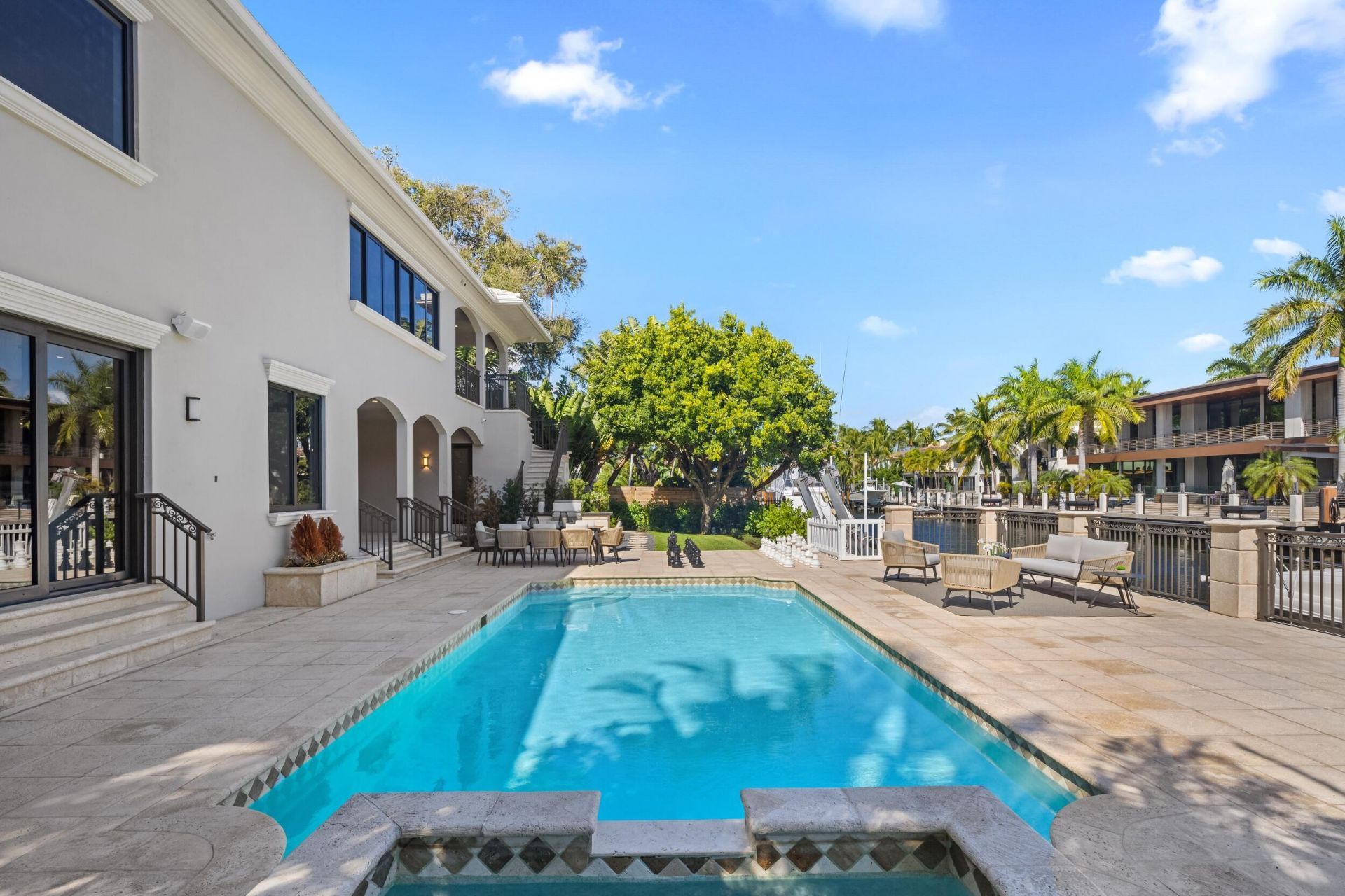 620 Coral Way, Fort Lauderdale, FL 33301 Photo