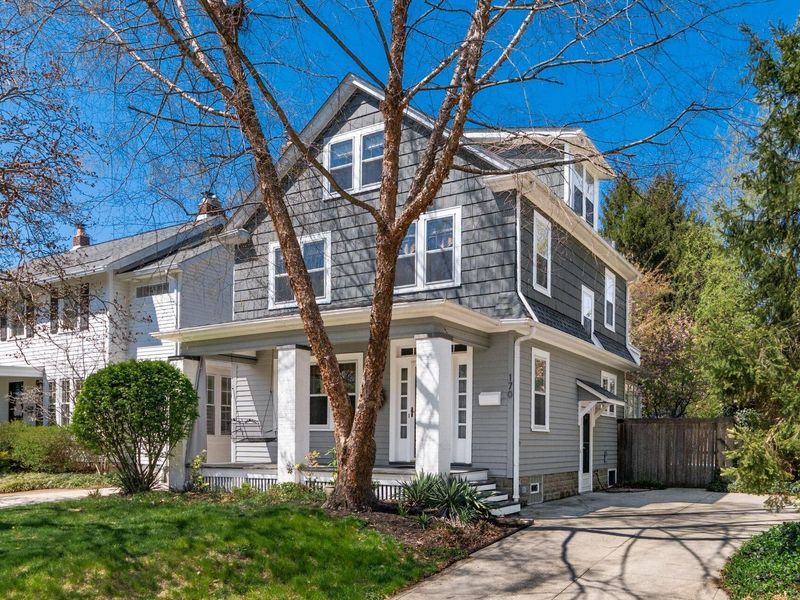 170 Winthrop Road, Columbus, OH 43214 Photo 1