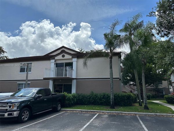 11232 SW 12th St, Unit 201, Pembroke Pines, FL 33025