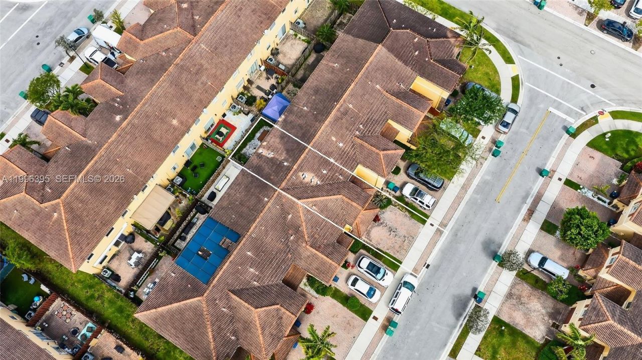 8766 NW 112th Path, Doral, FL 33178 Photo
