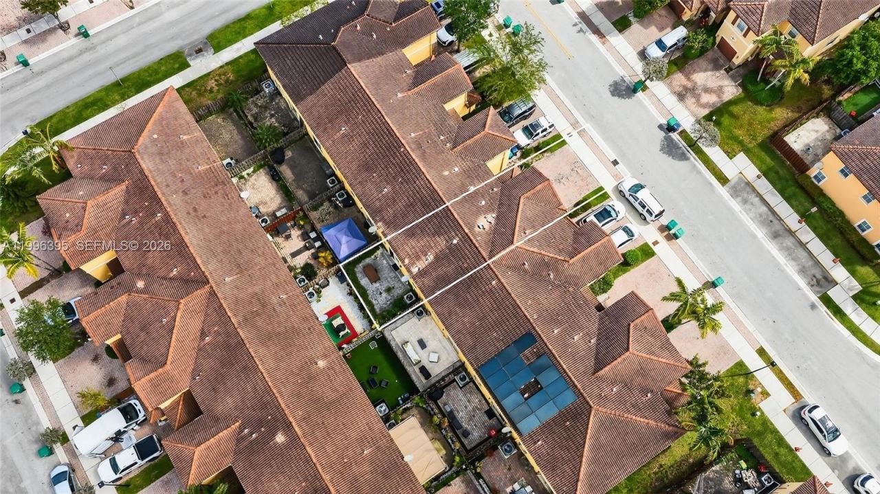 8766 NW 112th Path, Doral, FL 33178 Photo