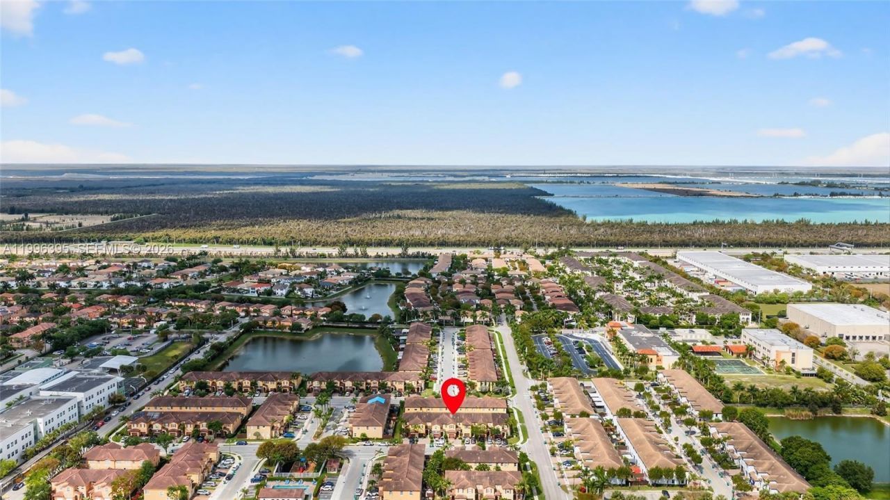 8766 NW 112th Path, Doral, FL 33178 Photo