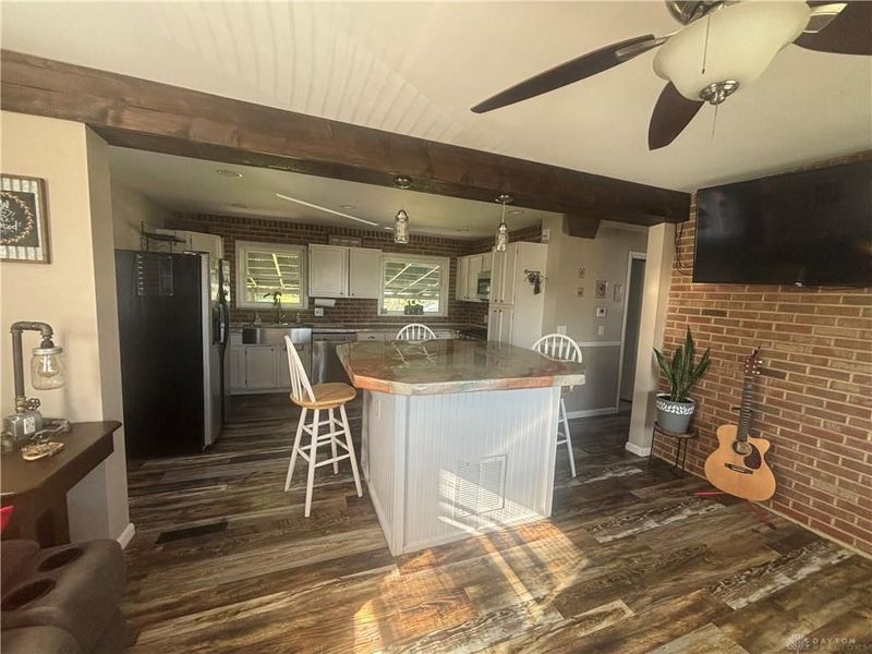 5450 Lawrence Road, Cincinnati, OH 45248 Photo 2