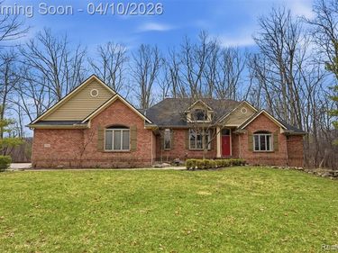 2181 Trillium Woods Drive, Ann Arbor Twp, MI 48105