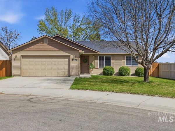 1492 S Kodiak Bear Pl, Kuna, ID 83634