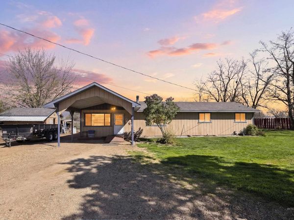 2706 N Middleton Rd., Nampa, ID 83651