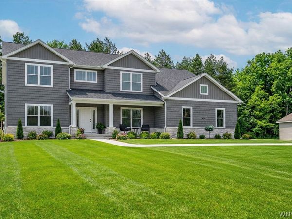 65 Woodthrush, Orchard Park, NY 14127