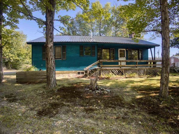 10 Dore Street, Ossipee, NH 03814