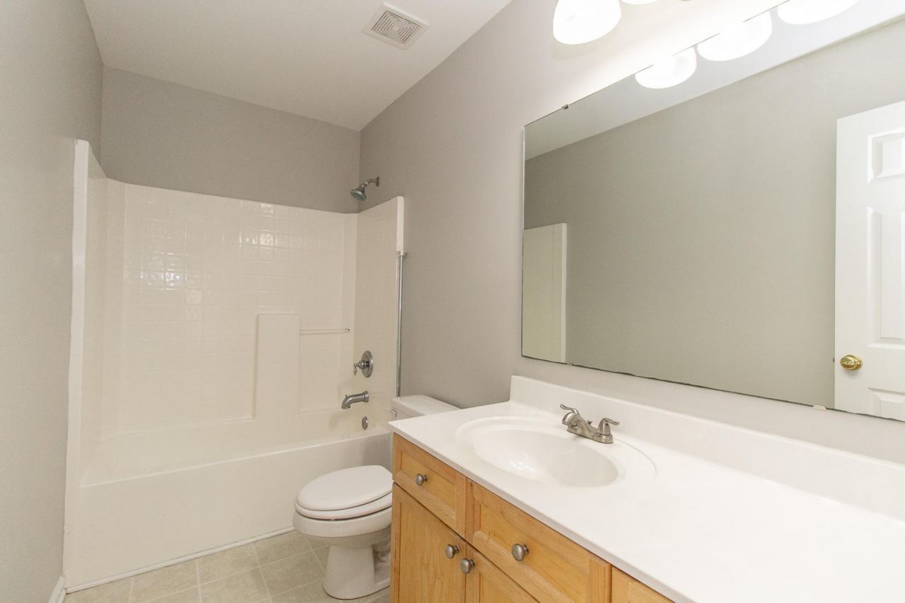 113 Carolinian Drive Photo 16