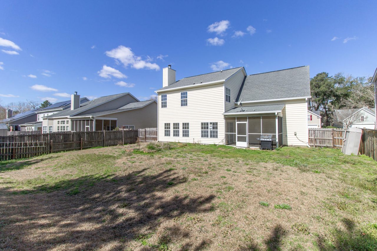 113 Carolinian Drive Photo 24