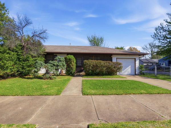 1919 E 13th Street , Tulsa, OK 74104