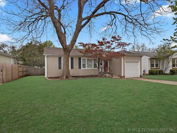 3820 S Detroit Avenue , Tulsa, OK 74105