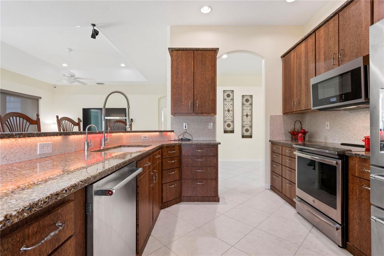 7005 Goldrush Lane, Bradenton, FL 34201 Photo