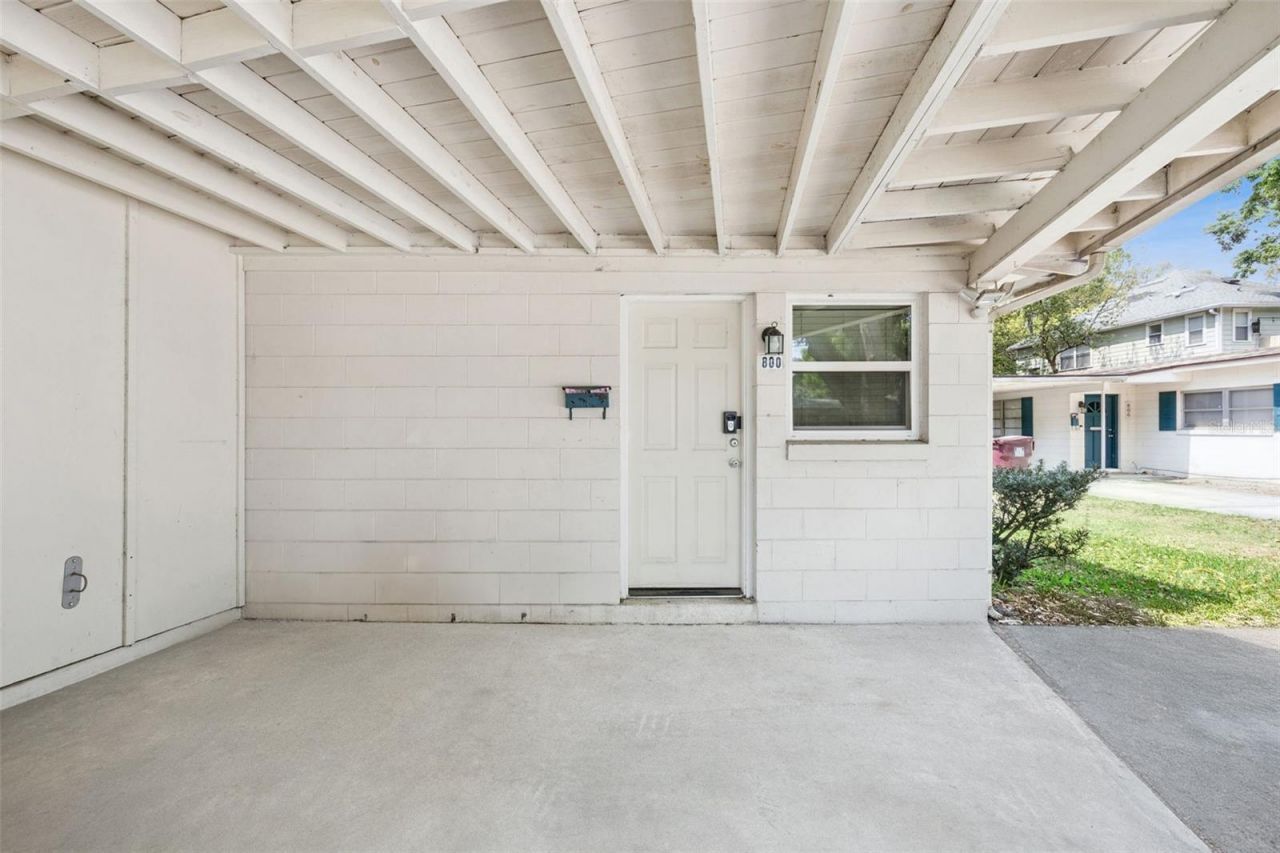 800 N Westmoreland Drive , Orlando, FL 32804 Photo