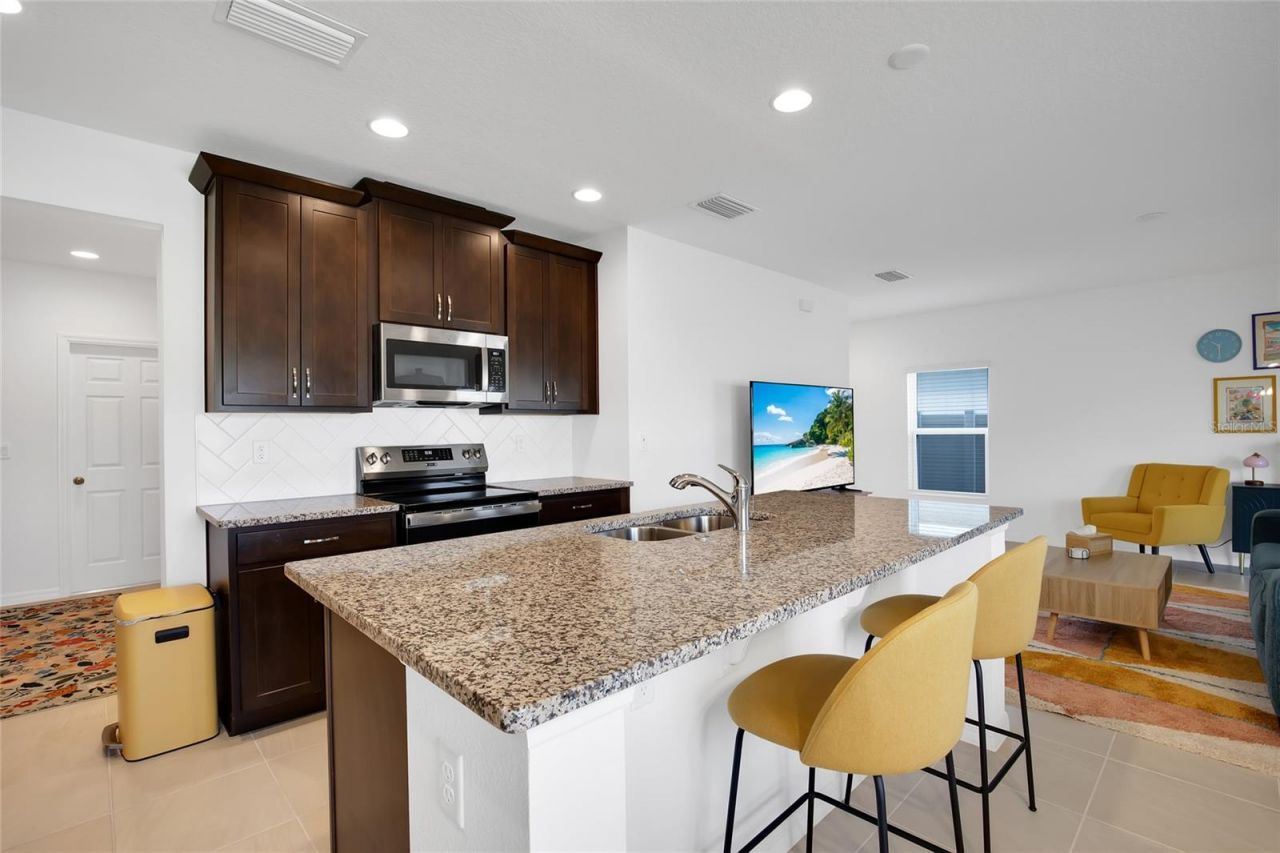 1601 Swan Swim Drive , Davenport, FL 33837 Photo