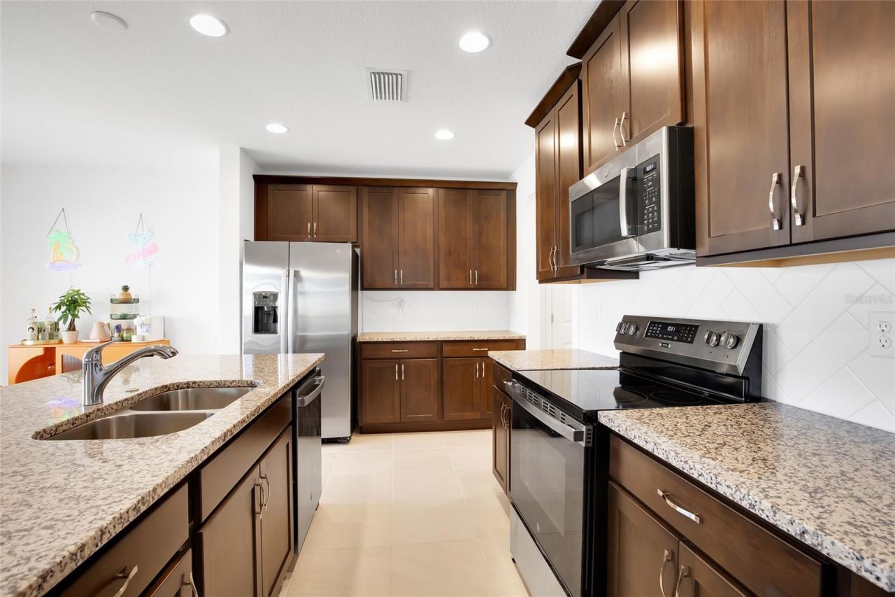 1601 Swan Swim Drive , Davenport, FL 33837 Photo