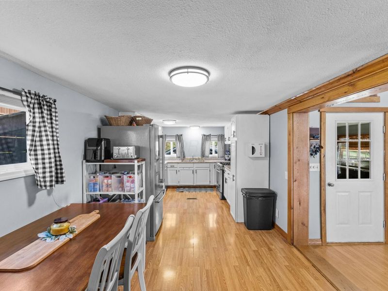 19404 High Street, Adelphi, OH 43101 Photo 10