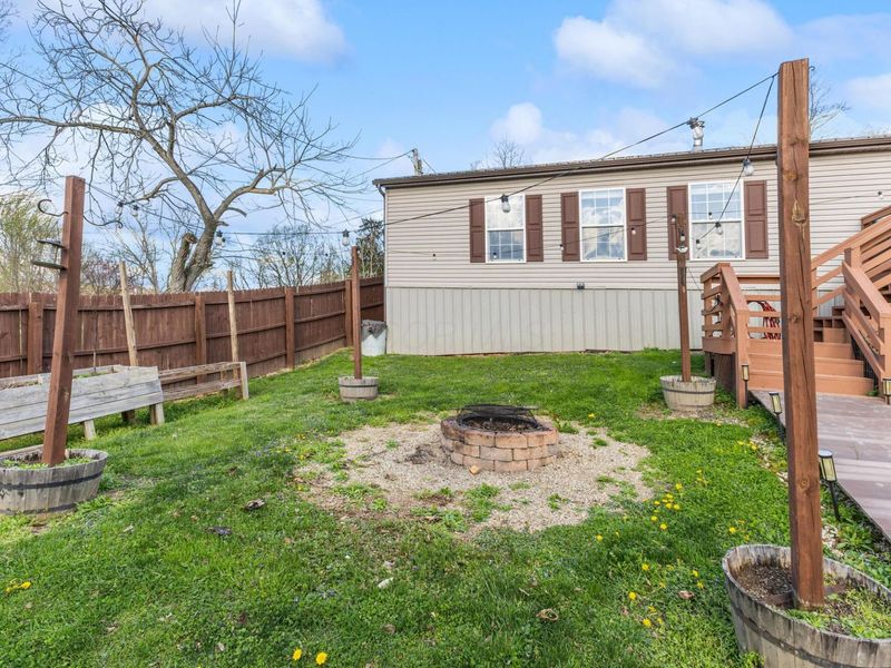 19404 High Street, Adelphi, OH 43101 Photo 27