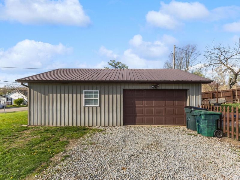 19404 High Street, Adelphi, OH 43101 Photo 29