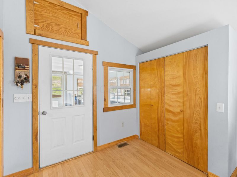 19404 High Street, Adelphi, OH 43101 Photo 7