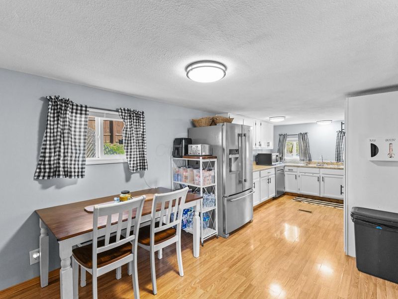 19404 High Street, Adelphi, OH 43101 Photo 9