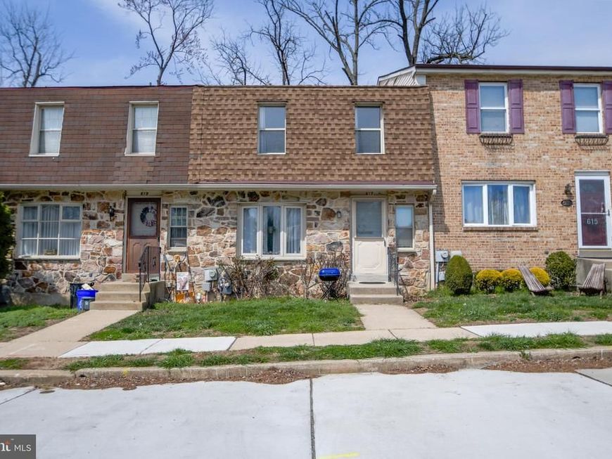 617 Saint Anthony Lane, Upper Darby, PA 19082 Main Photo