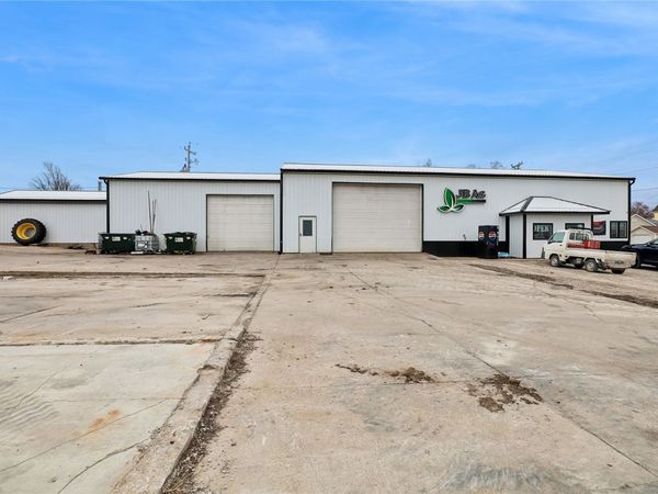 405 5th Avenue, Keystone, IA 52249