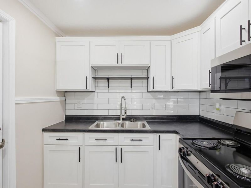 412 Cape Cod Drive, Springfield, OH 45505 Photo 13