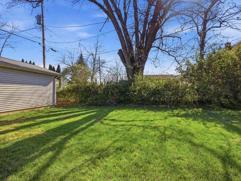 412 Cape Cod Drive, Springfield, OH 45505 Photo 37