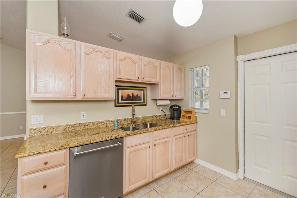 11640 Pine Hammock Cir, Fort Myers, FL 33919 Photo