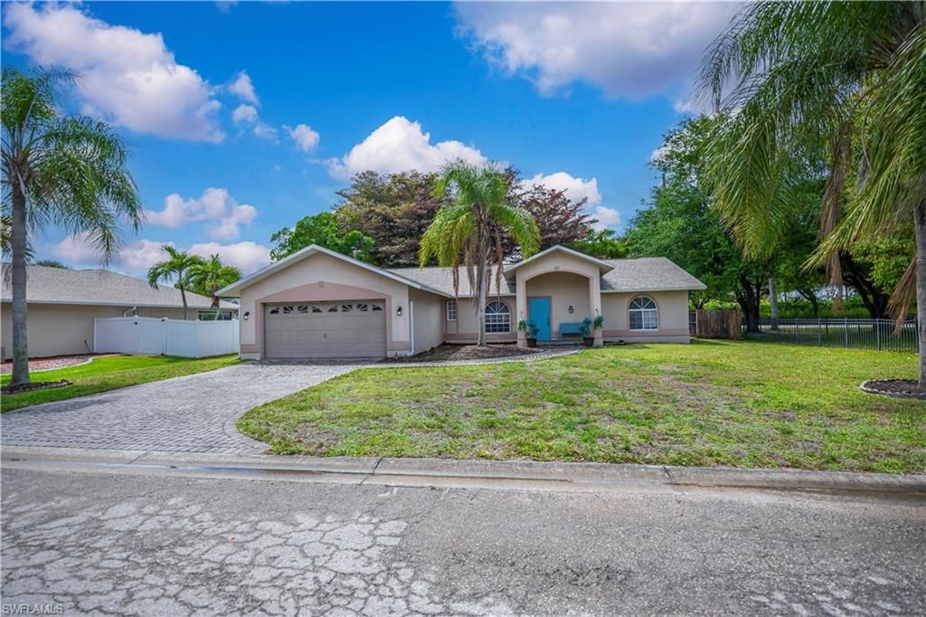 11640 Pine Hammock Cir, Fort Myers, FL 33919 Photo