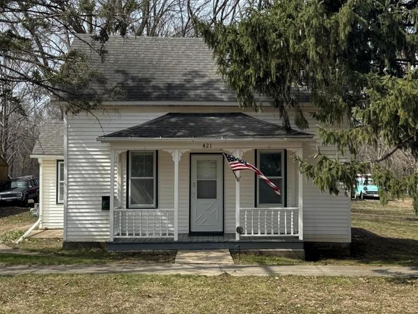 421 Webster Street N, Kasota, MN 56050