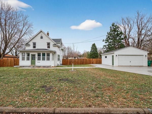 8040 Sunkist Boulevard, Brooklyn Park, MN 55444