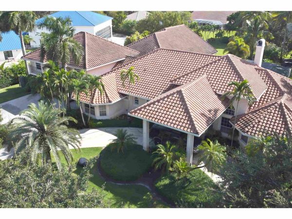 2050 Windsock Way, Wellington, FL 33414