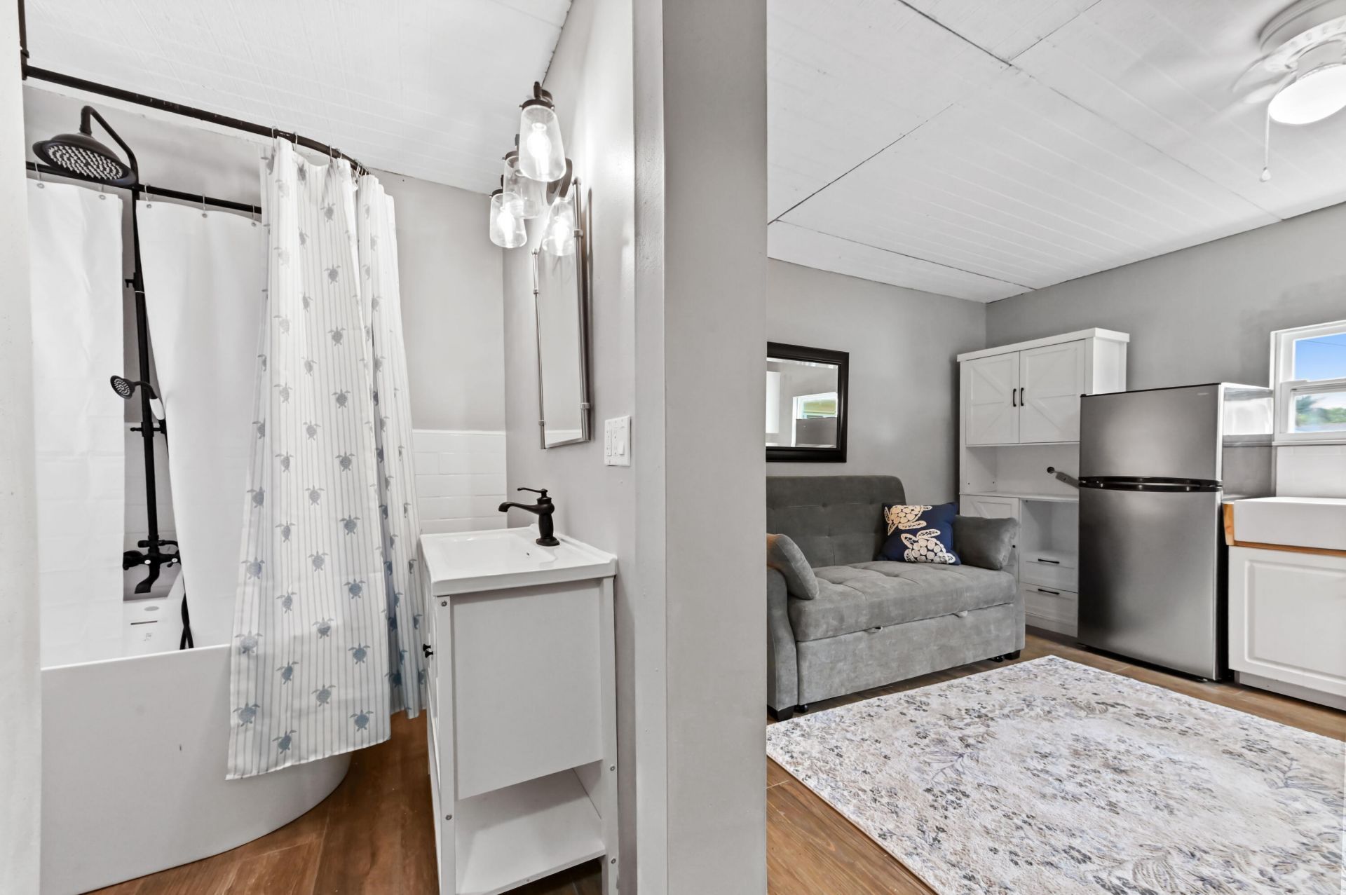 1560 Roy Drive, West Palm Beach, FL 33415 Photo