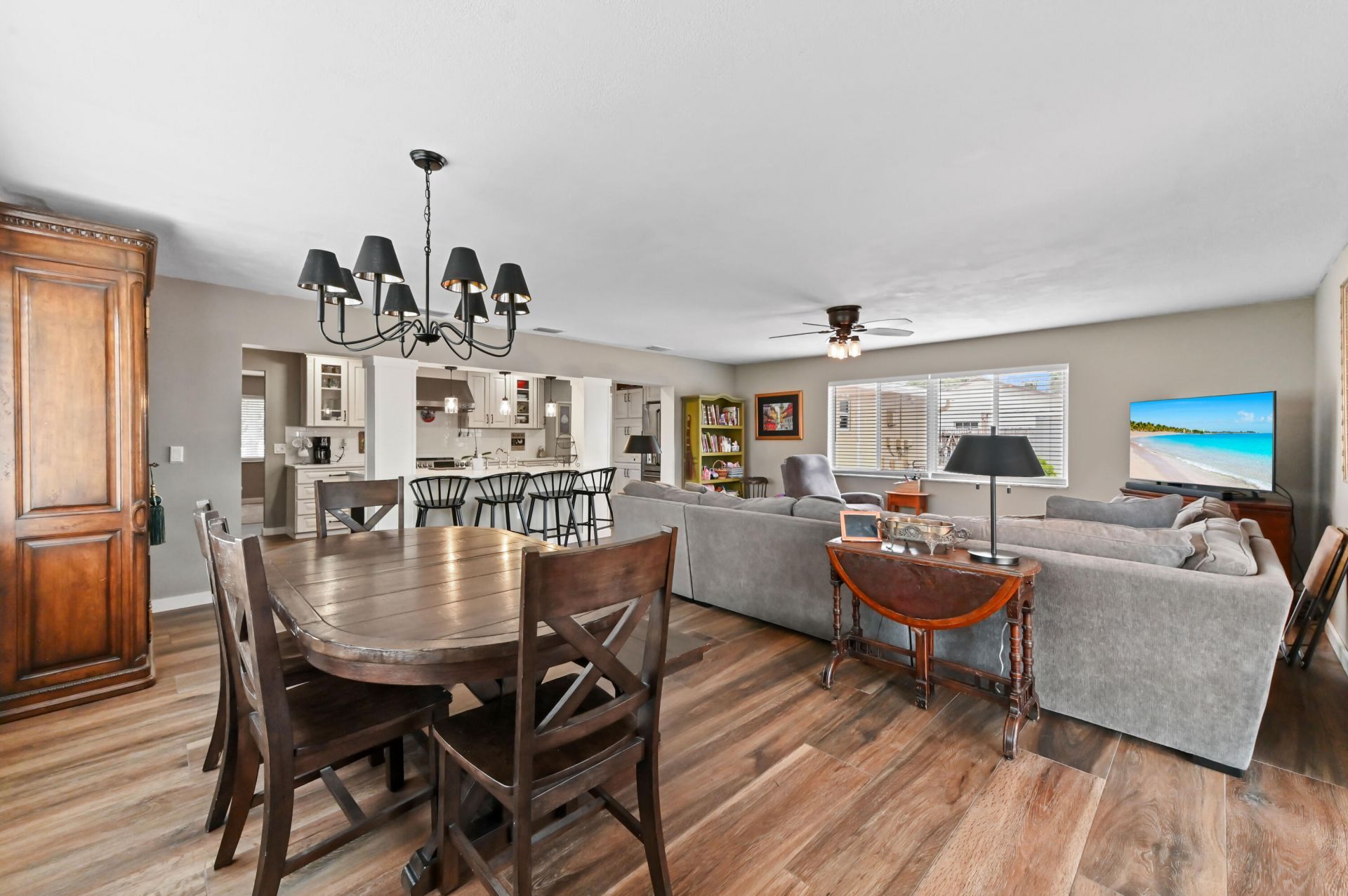 1560 Roy Drive, West Palm Beach, FL 33415 Photo