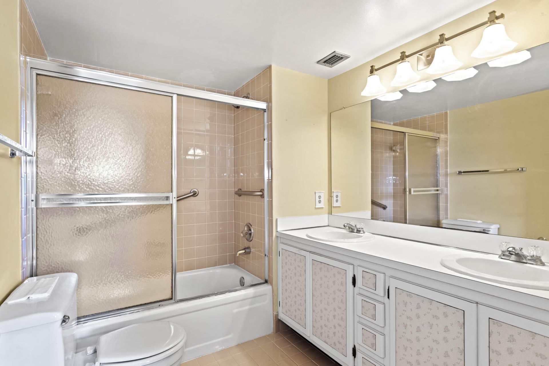 3001 W Rolling Hills Circle, Unit 301, Davie, FL 33328 Photo