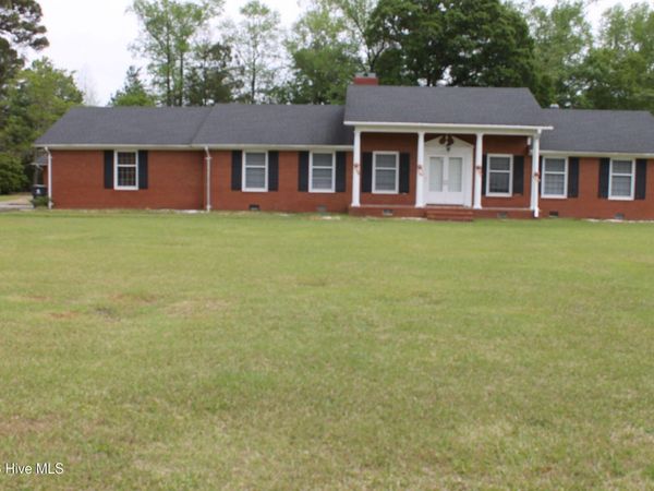 1408 Union Valley Road , Whiteville, NC 28472