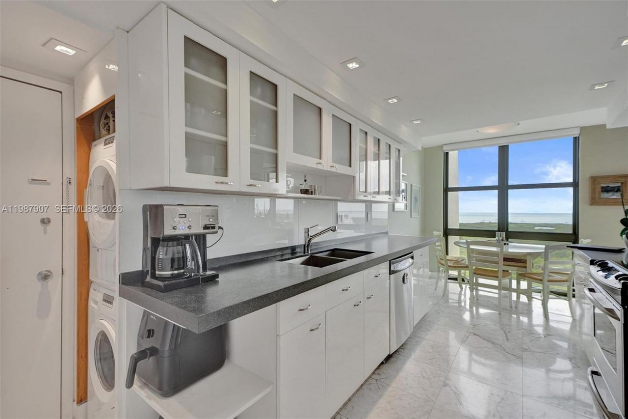 1121 Crandon Blvd , Unit D1202, Key Biscayne, FL 33149 Photo