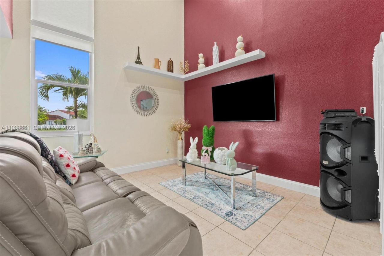 3309 San Remo Cir, Homestead, FL 33035 Photo