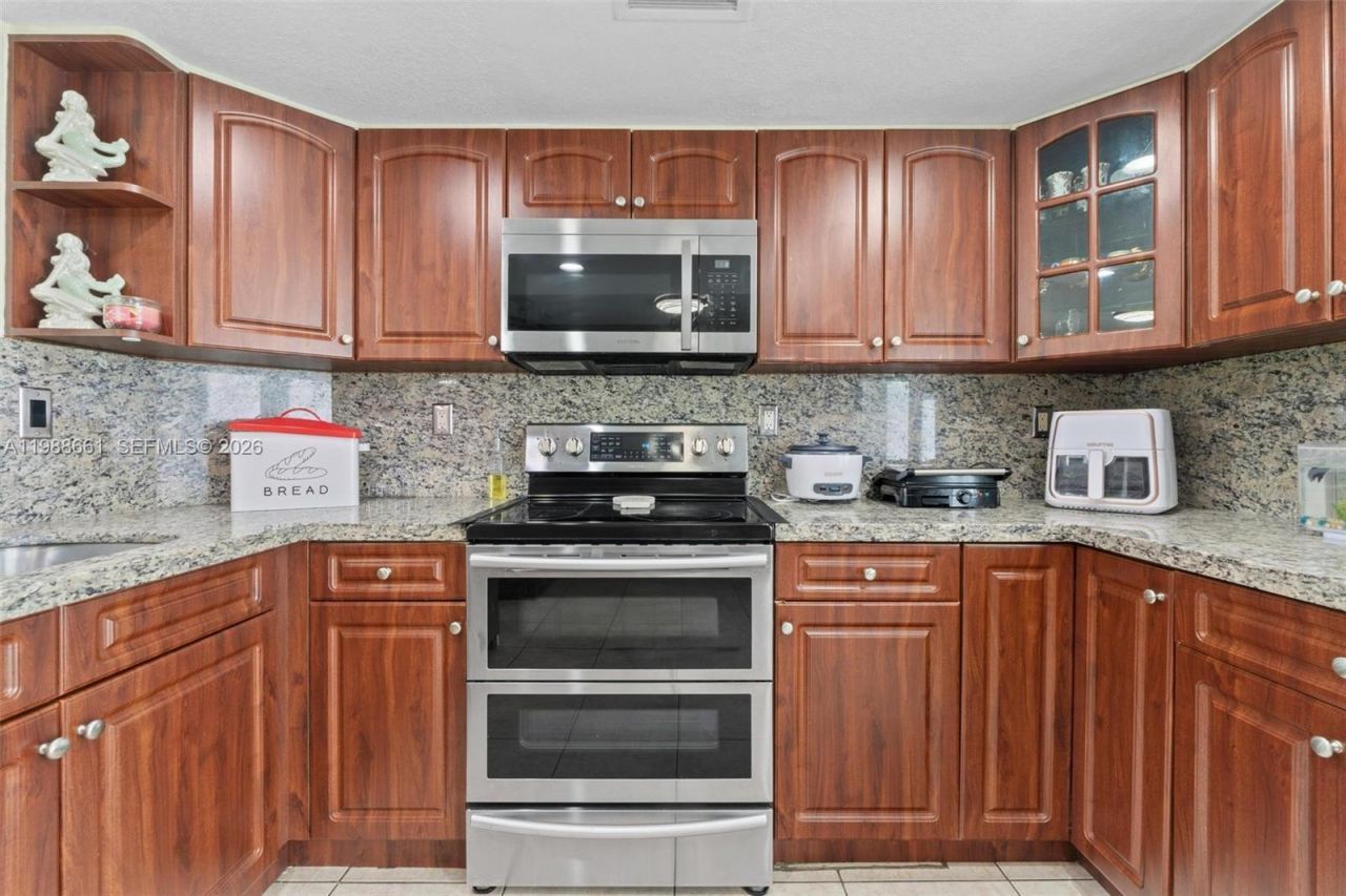 3309 San Remo Cir, Homestead, FL 33035 Photo