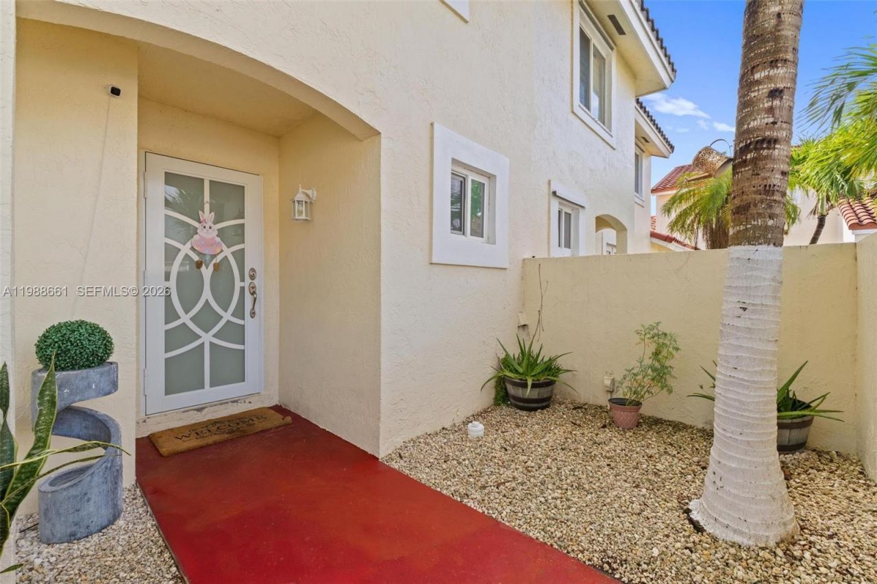 3309 San Remo Cir, Homestead, FL 33035 Photo