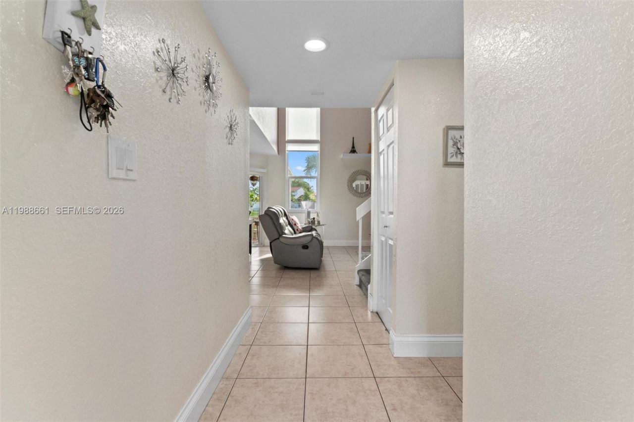 3309 San Remo Cir, Homestead, FL 33035 Photo