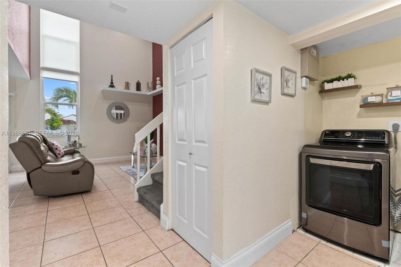 3309 San Remo Cir, Homestead, FL 33035 Photo